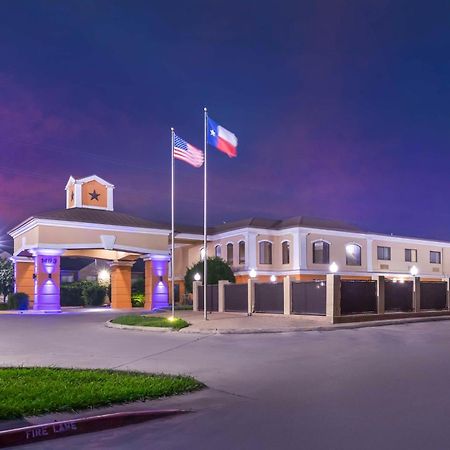 Best Western Inn & Suites Нью Браунфелс Экстерьер фото