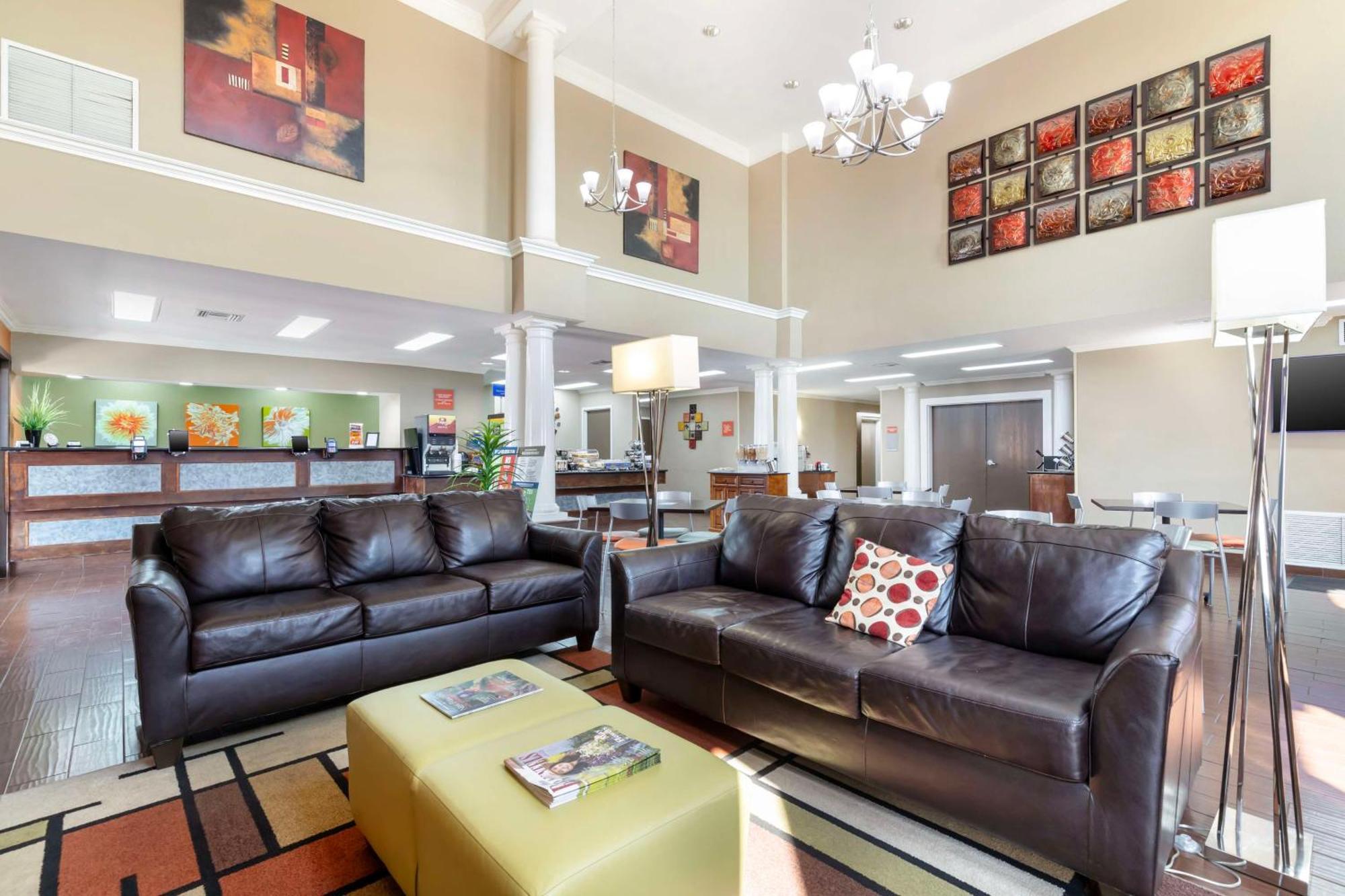 Best Western Inn & Suites Нью Браунфелс Экстерьер фото