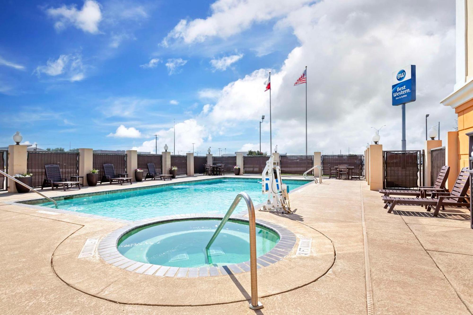 Best Western Inn & Suites Нью Браунфелс Экстерьер фото